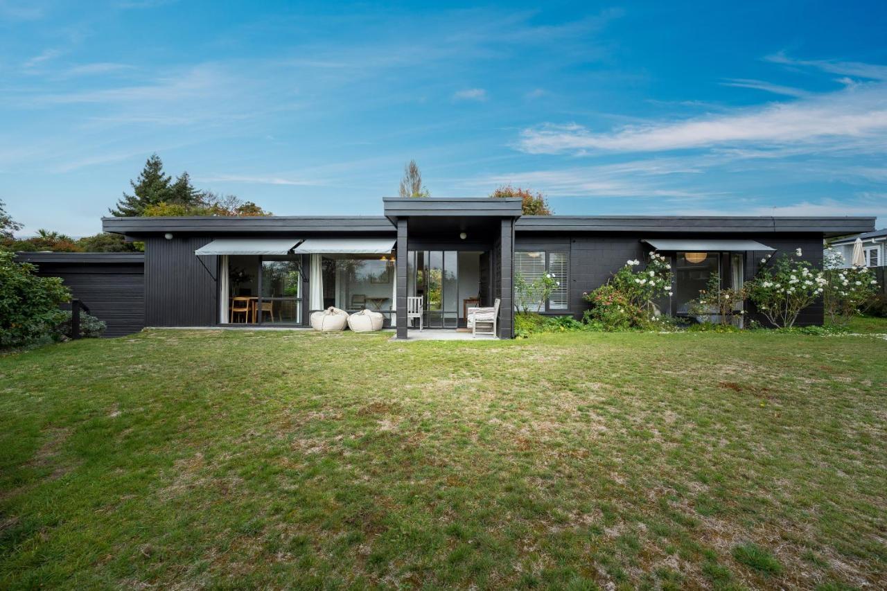 Henry'S Bach Vila Taupo Exterior foto