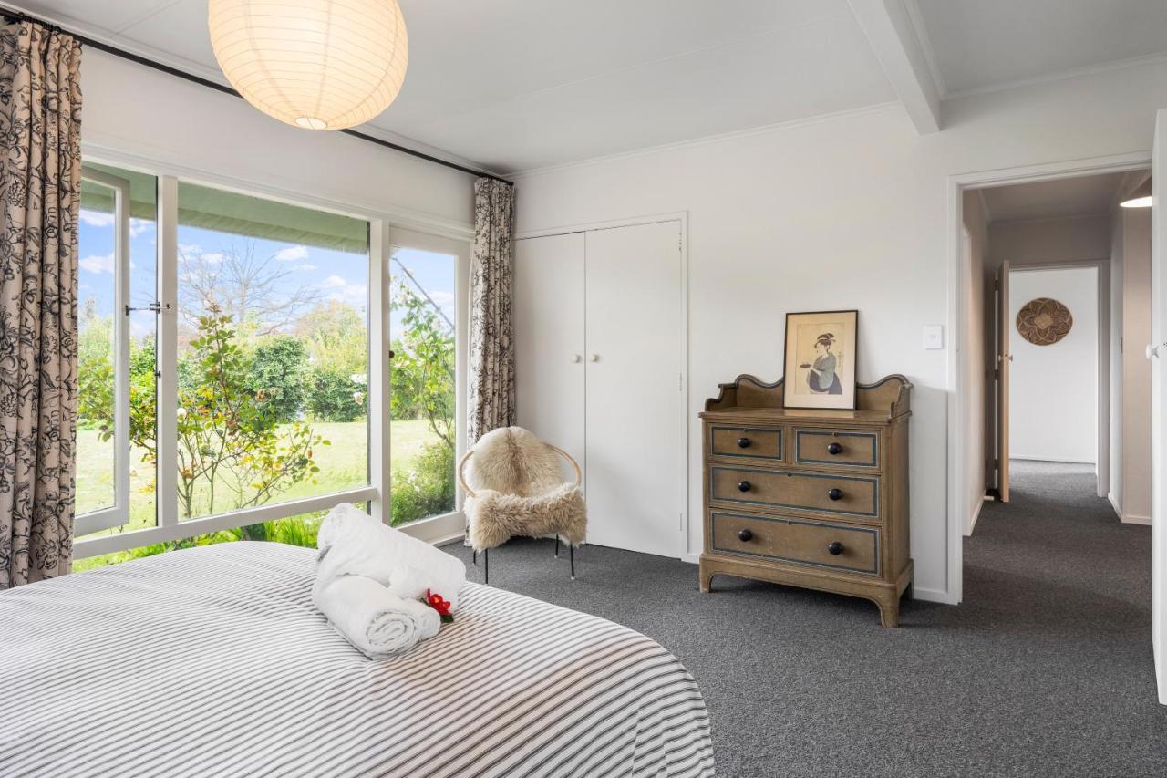 Henry'S Bach Vila Taupo Exterior foto